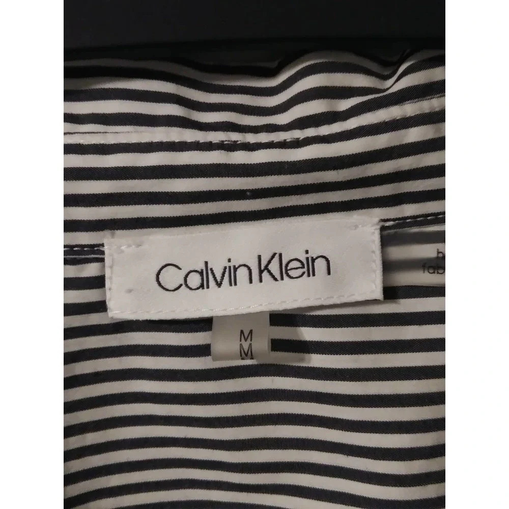 Calvin Klein Pinstripe Button down Shirt - Picture 3 of 4